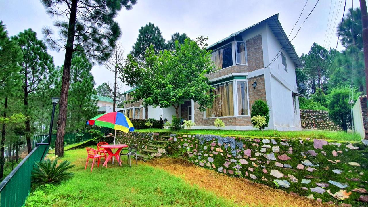 Blue Pine Orchards - Villas Лансдаун Екстериор снимка