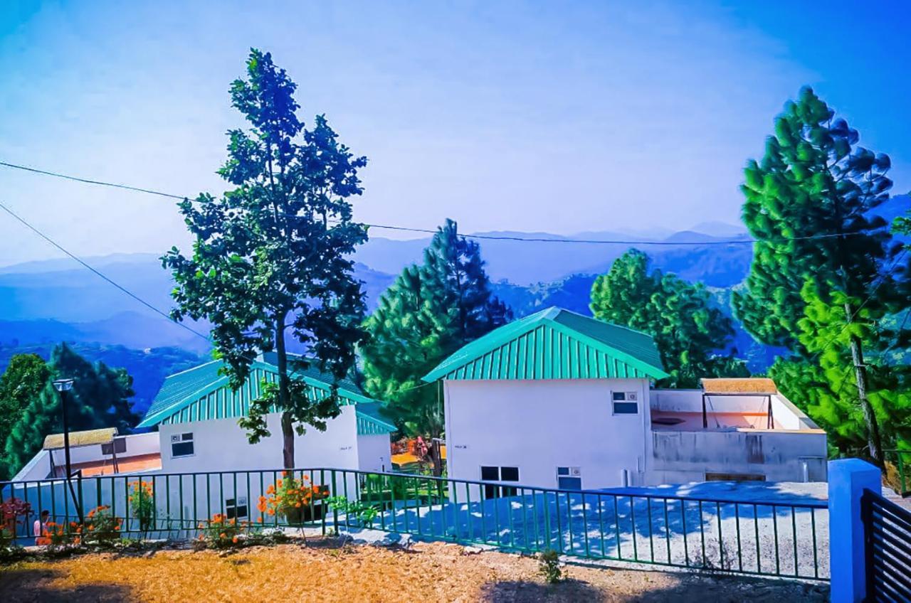 Blue Pine Orchards - Villas Лансдаун Екстериор снимка